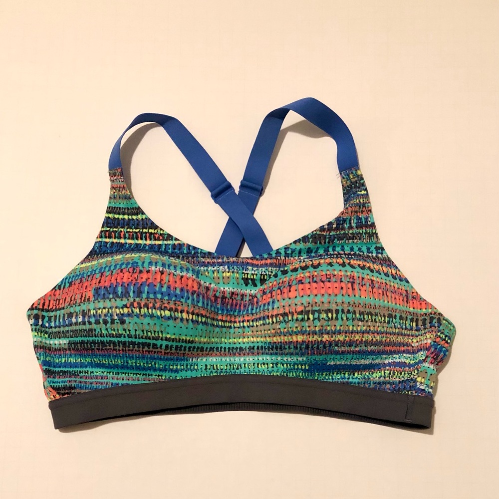 Victoria Secret Cross-back Sports bra, size 36B